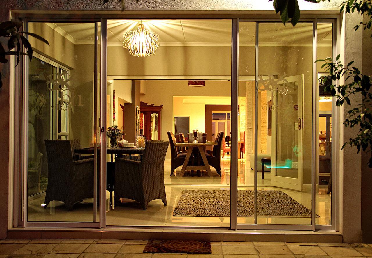 Village Boutique Hotel Otjiwarongo Exterior photo