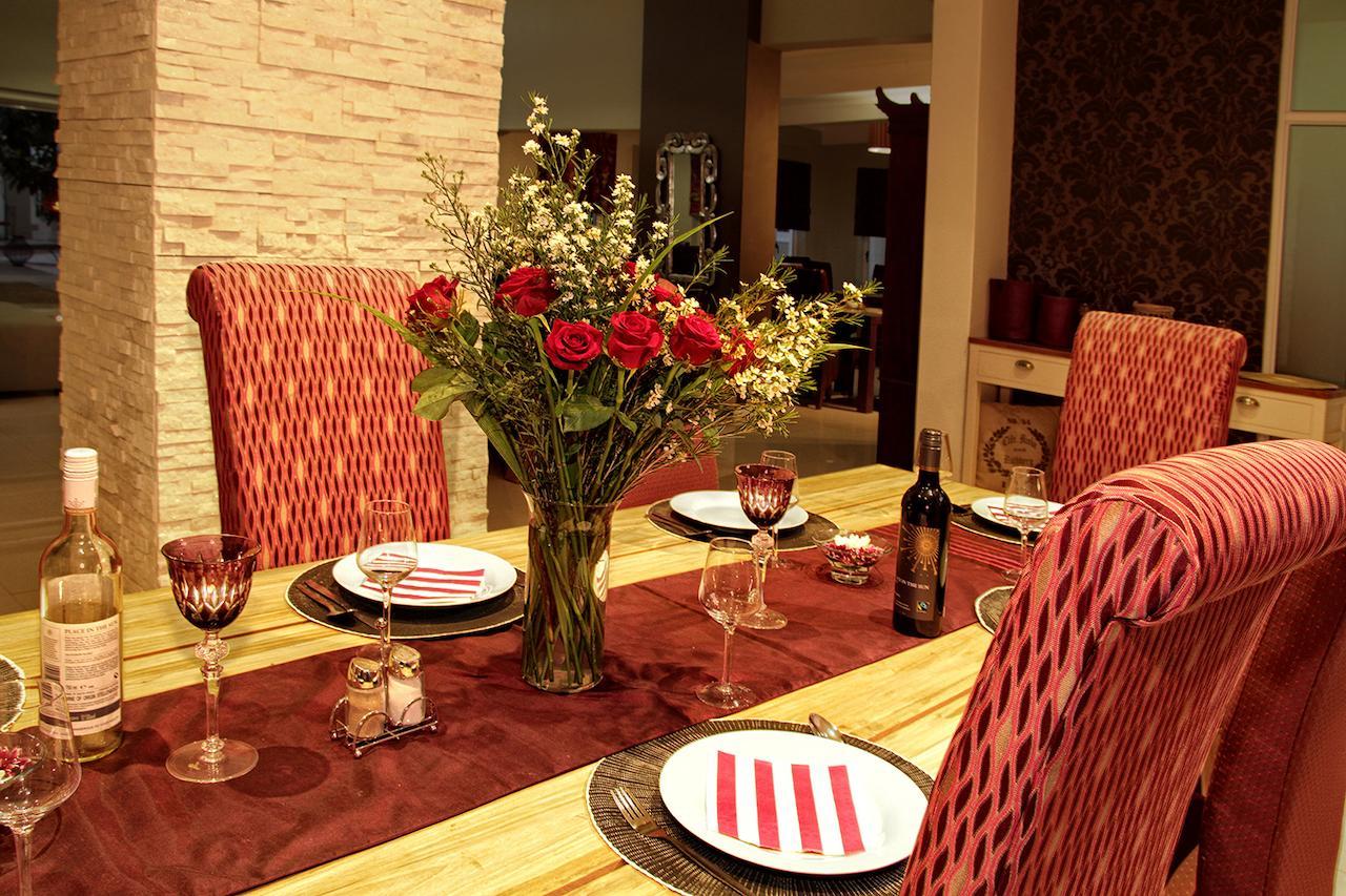 Village Boutique Hotel Otjiwarongo Exterior photo