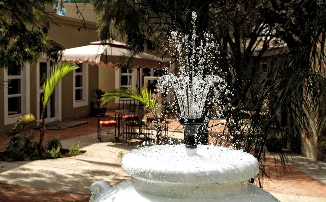 Village Boutique Hotel Otjiwarongo Exterior photo