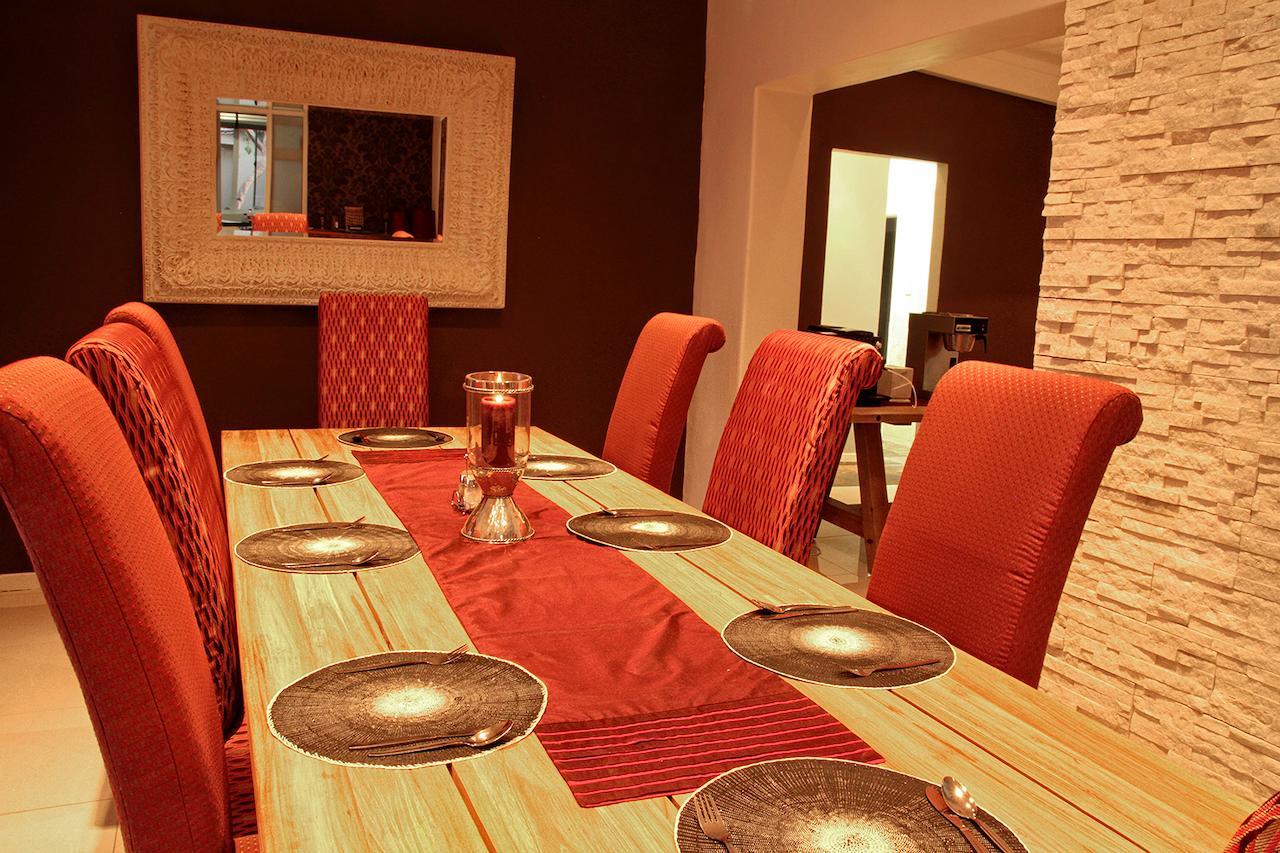 Village Boutique Hotel Otjiwarongo Exterior photo