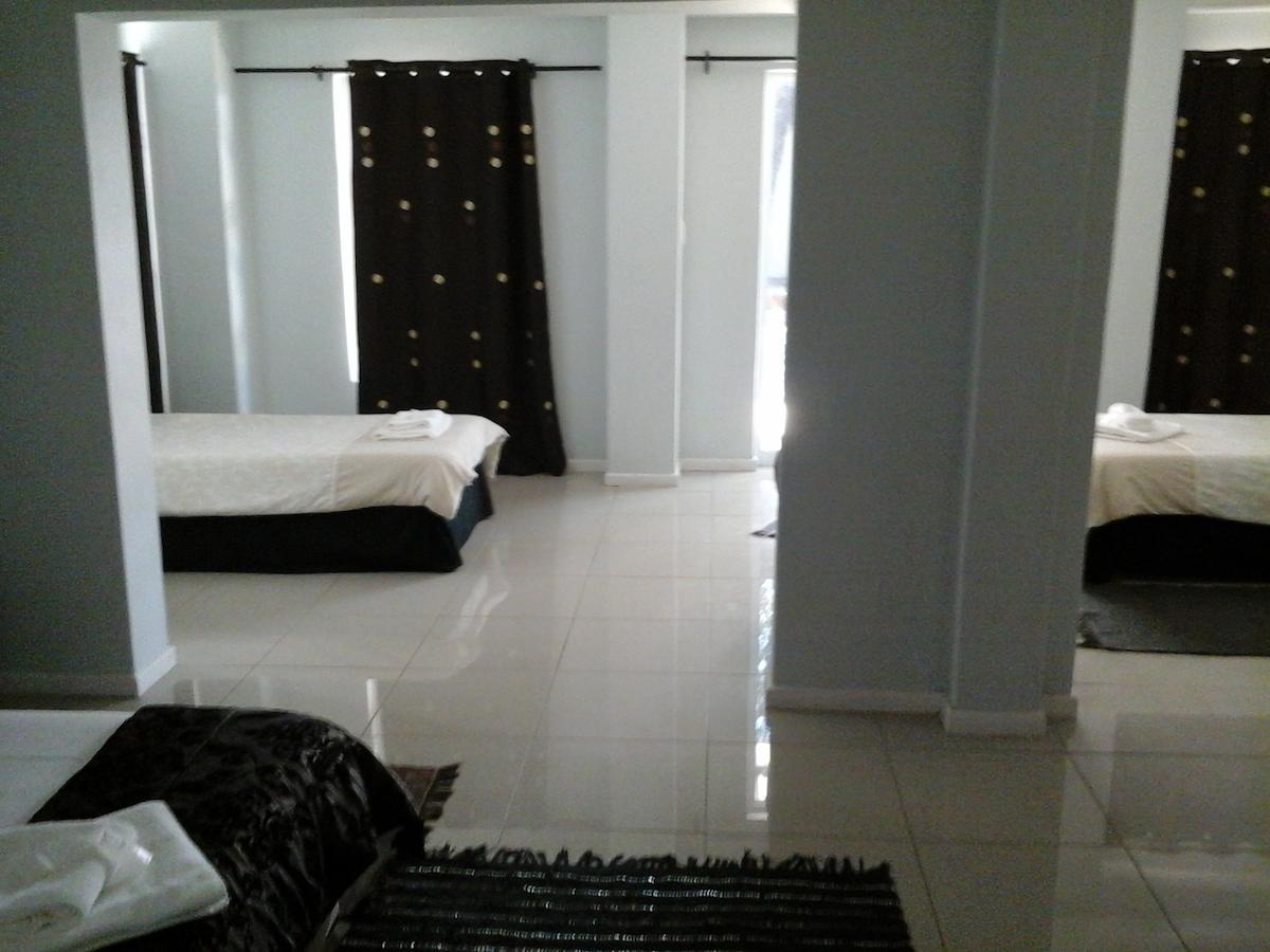Village Boutique Hotel Otjiwarongo Room photo